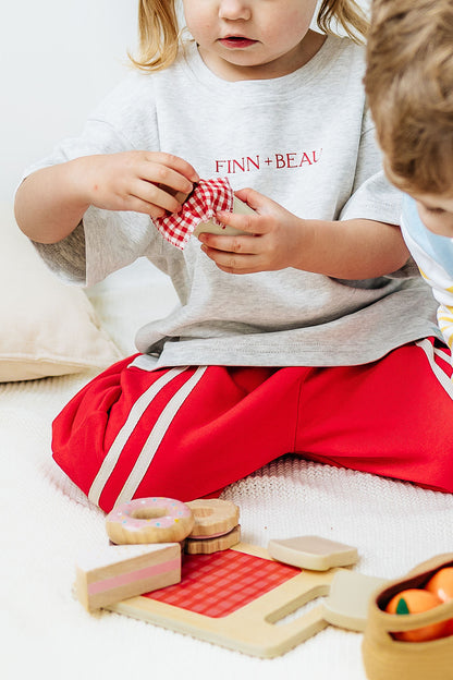 Play dept clothing set
